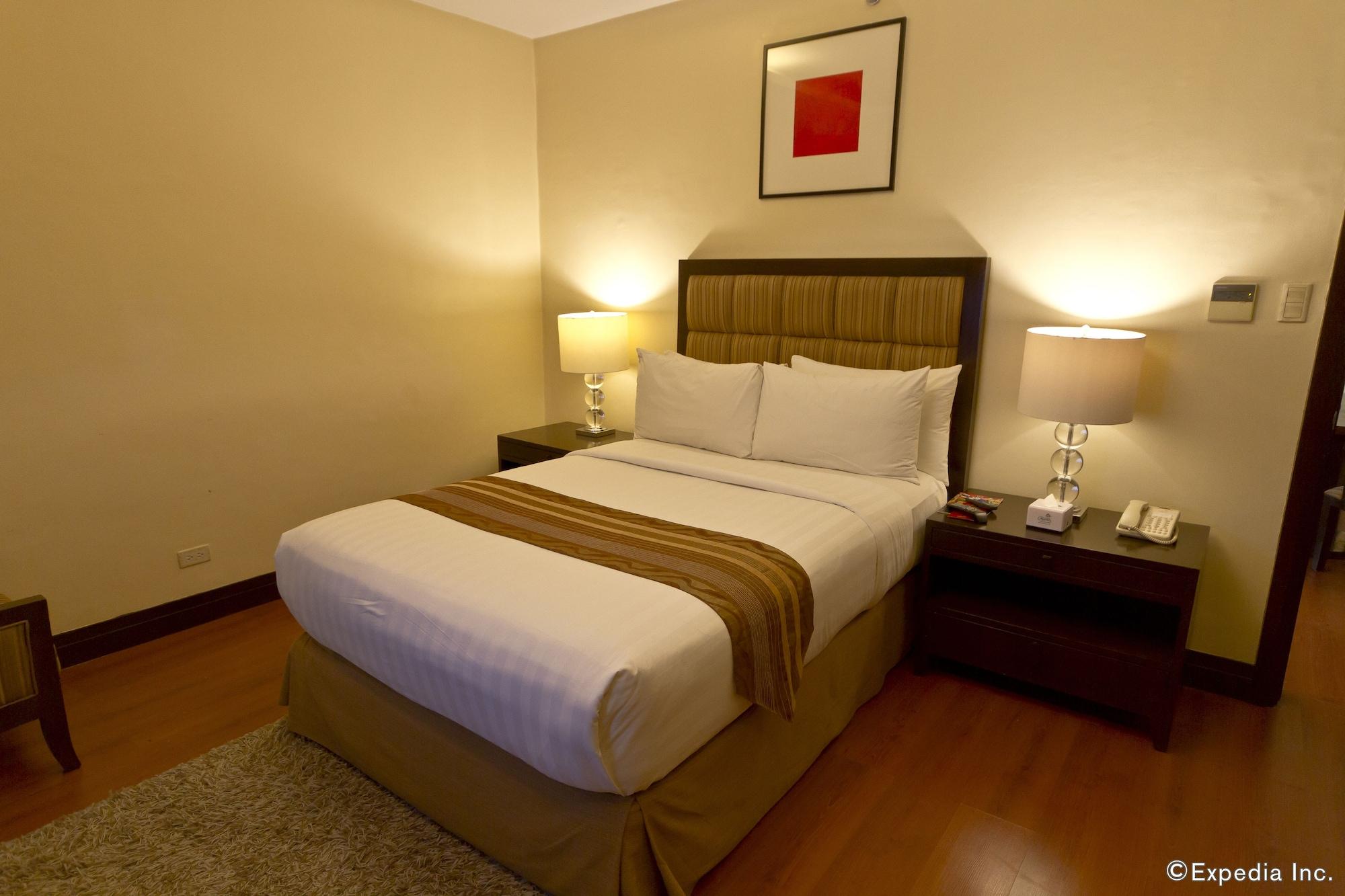 Crown Regency Hotel & Towers Cebu Stadt Exterior foto